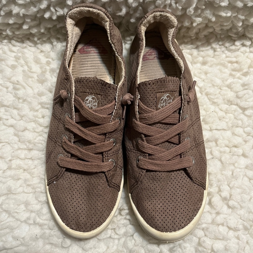 Roxy Bayshore III Sneakers, size 8.5
